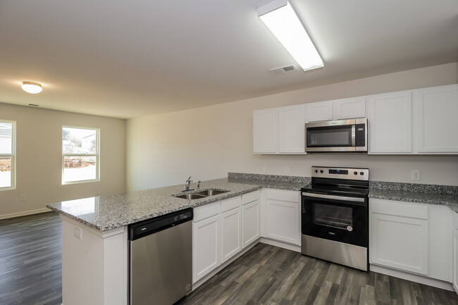 Building Photo - 64 Middleton Ct