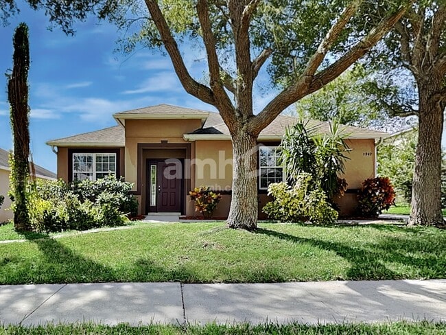 Building Photo - 1942 Beardsley Dr