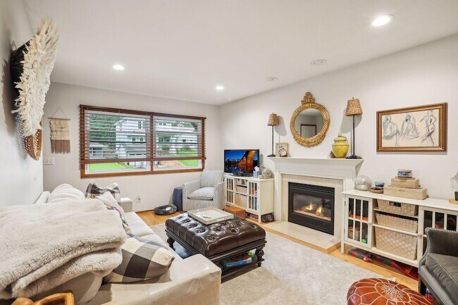 Foto del edificio - 4237 Ottawa Ave S