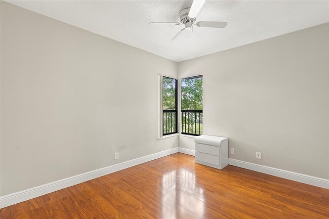 Building Photo - 3167 Cocoplum Cir