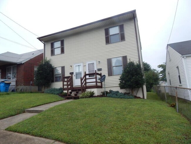 Building Photo - 1238 Pechin Avenue Southeast