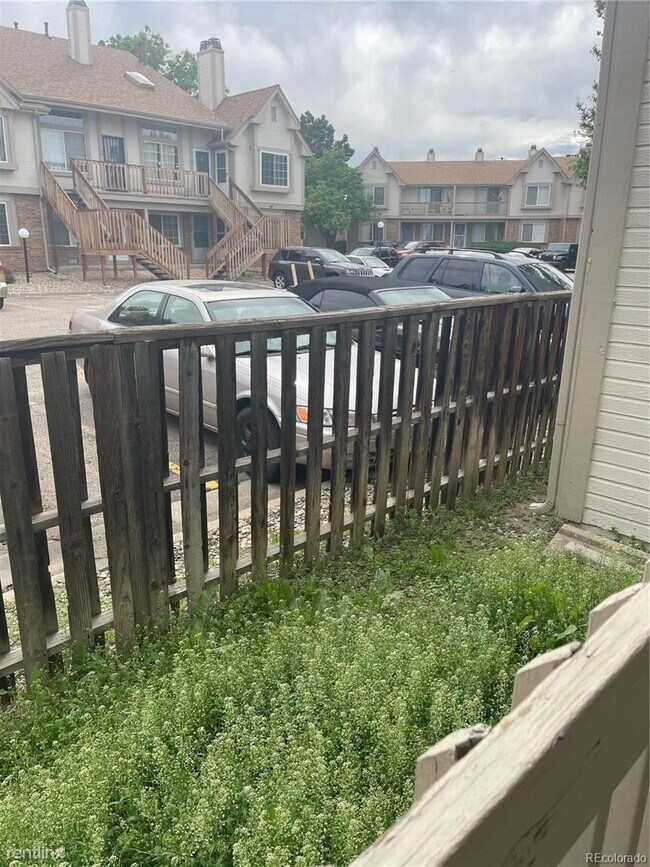 Foto del edificio - 1 br, 1 bath Condo - 155 S Sable Blvd Apt S16