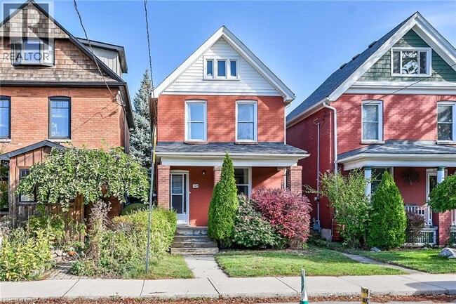 Building Photo - 364 Herkimer St