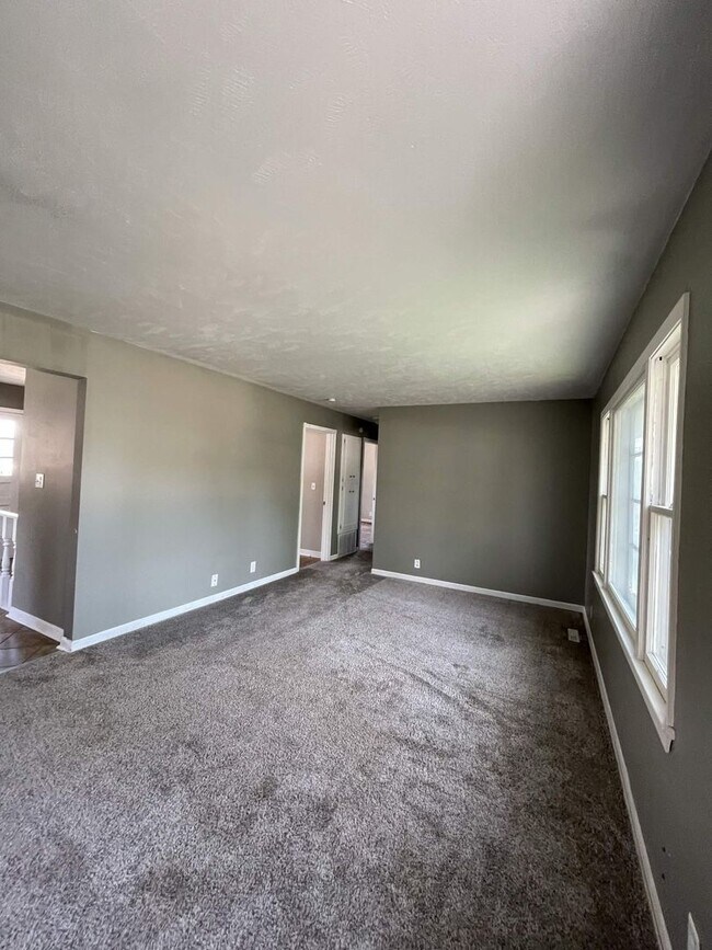 Foto del edificio - 9218 Meredith Ave