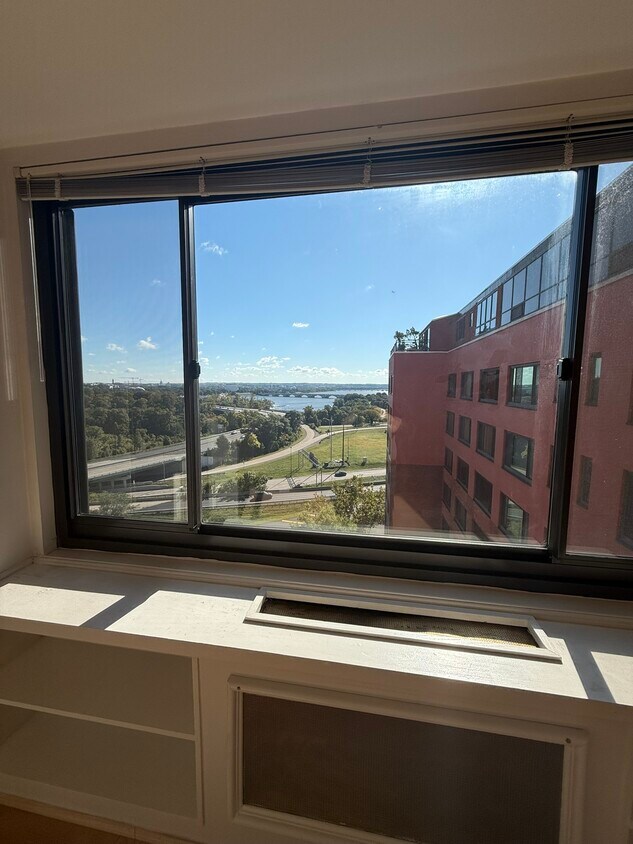 view of DC from apartment - 1021 Arlington Blvd