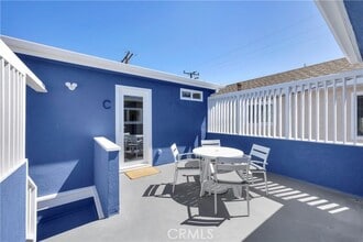 Building Photo - 502 36th St
