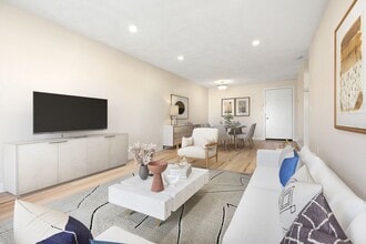 Building Photo - 9 Kenmar Dr