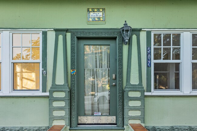 Foto del edificio - 507 N J St