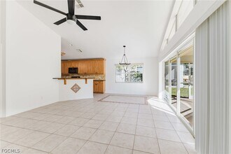 Building Photo - 9841 Las Casas Dr