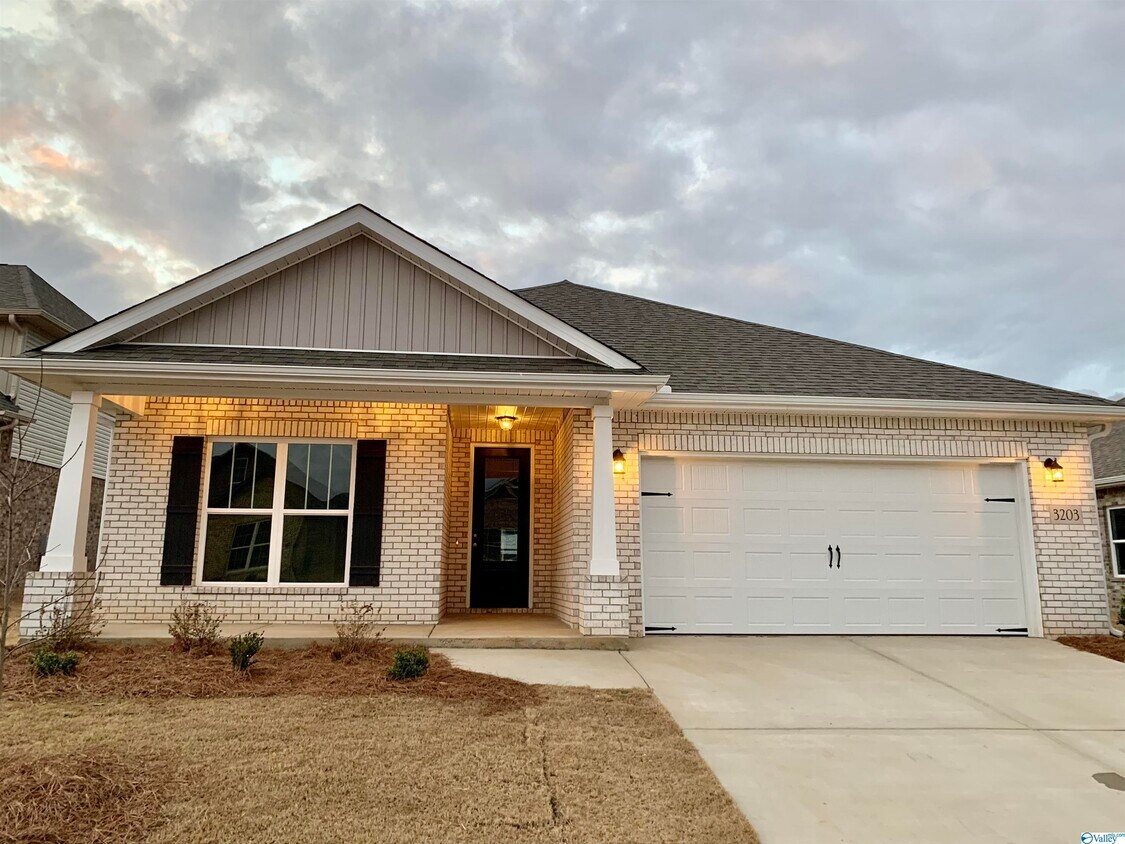 3203 Farm Rd, Huntsville, AL 35811 House Rental in Huntsville, AL