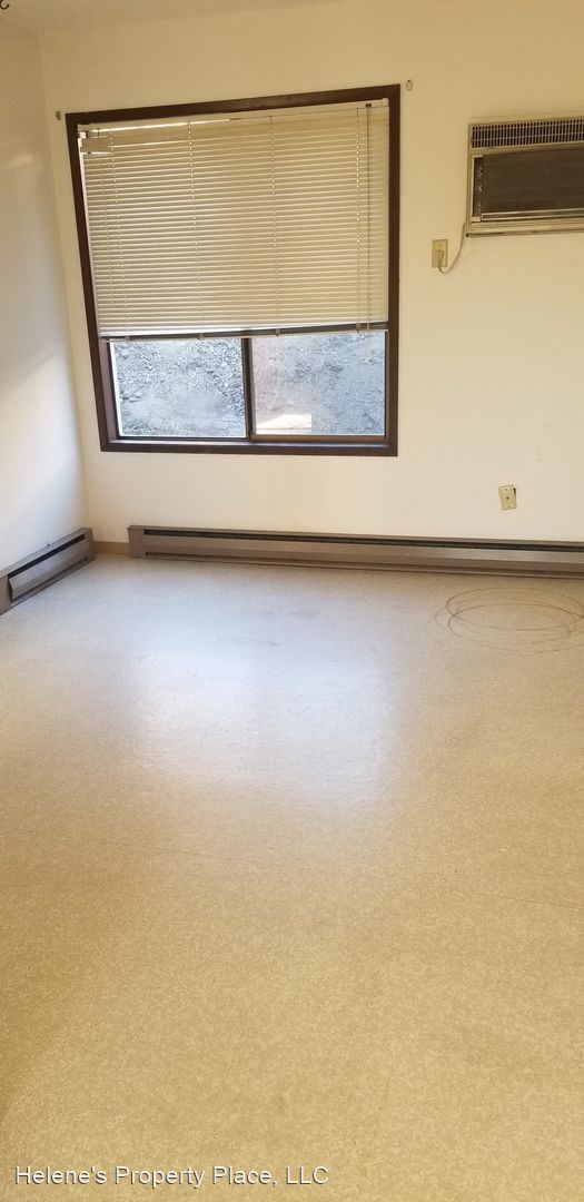Building Photo - 2 br, 1 bath House - 600 SW Crestview Stre...
