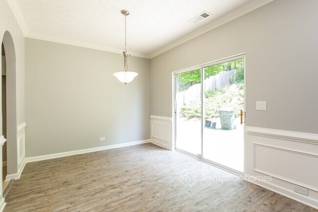 Building Photo - 3930 Medlock Pk Dr