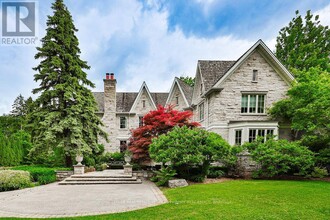 Building Photo - 1257 Tecumseh Park Dr