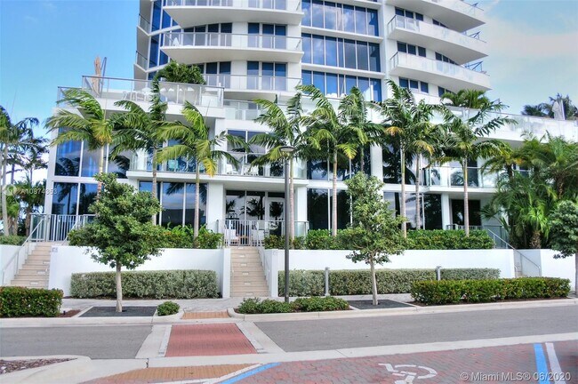 Building Photo - 701 N Fort Lauderdale Beach Blvd