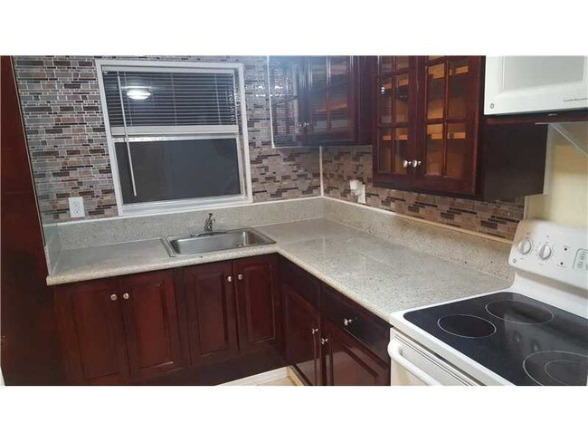 Foto del edificio - 2235 NW 59th Way