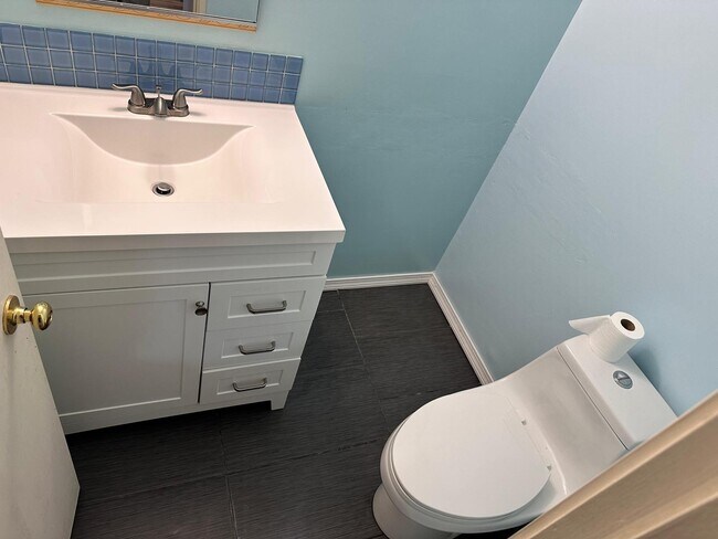 Medio baño - 520 Bankside Holw