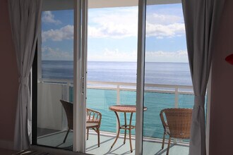 Building Photo - 3001 S Ocean Dr