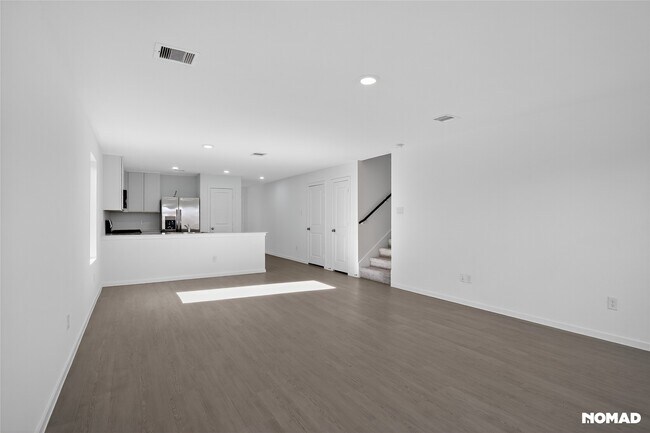 Building Photo - 26719 Willow Ln