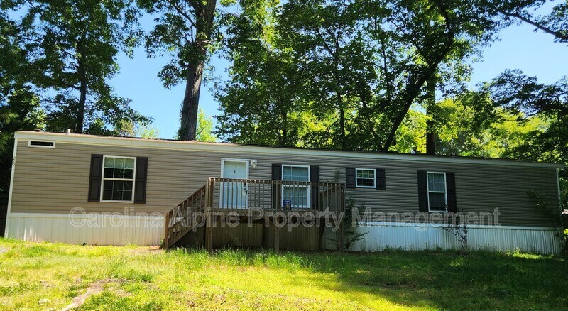 Foto principal - 220 Starling Ln