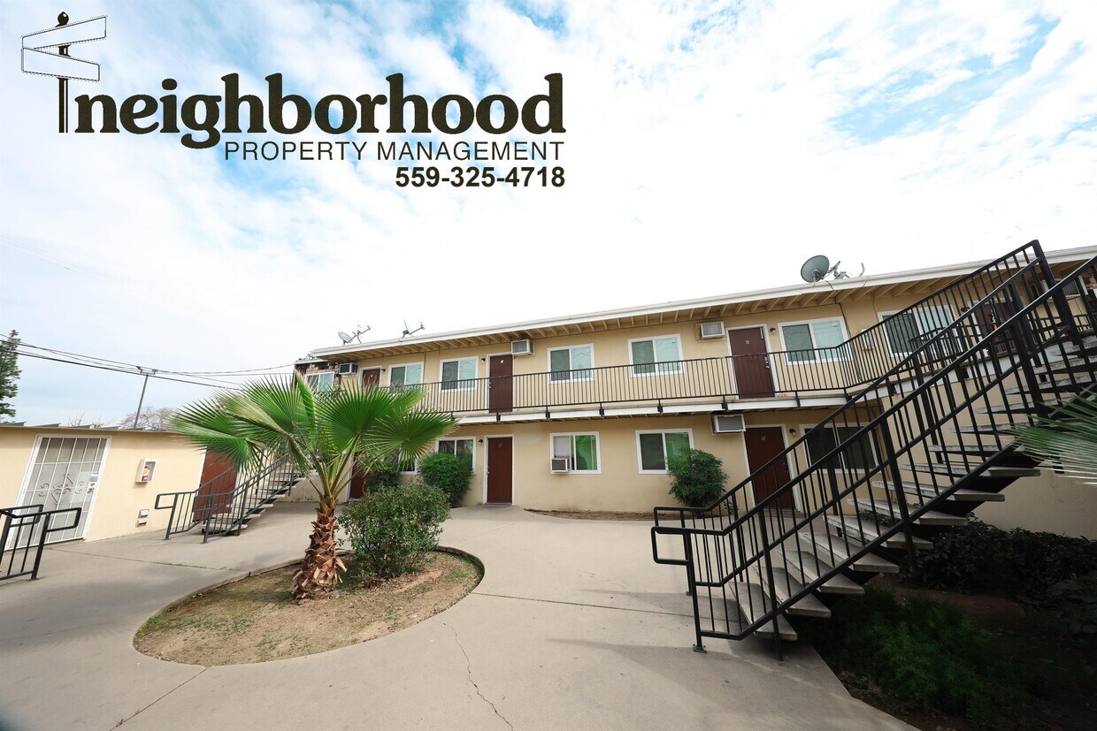 Primary Photo - 1318 E San Ramon Ave