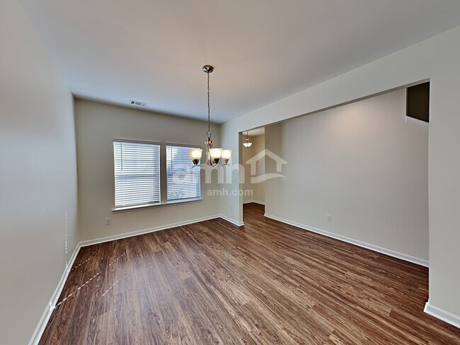 Foto del edificio - 145 Cheatham Hill Ln