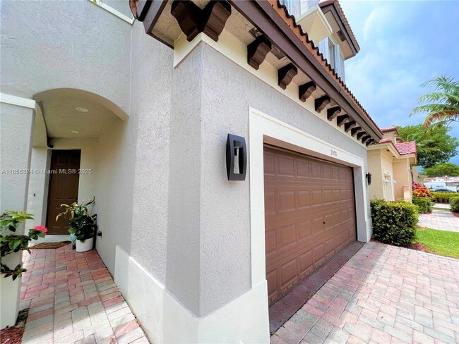 Foto del edificio - 3970 NE 11th Dr