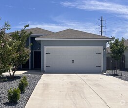 Building Photo - 525 Grayson Ln