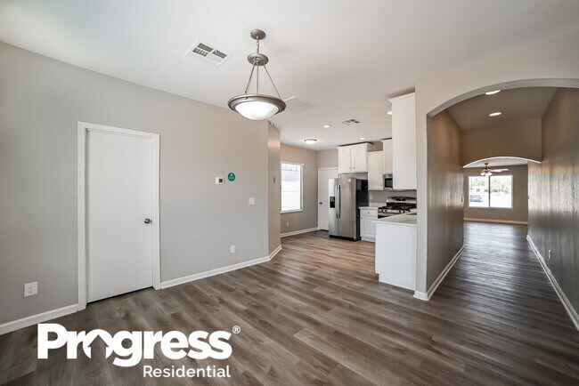 Foto del edificio - 5112 N 78th Ave