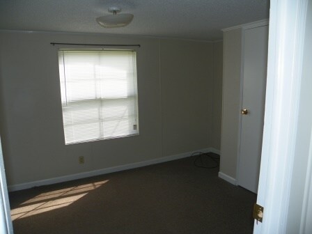 Foto del edificio - 172 Cottonhill Rd
