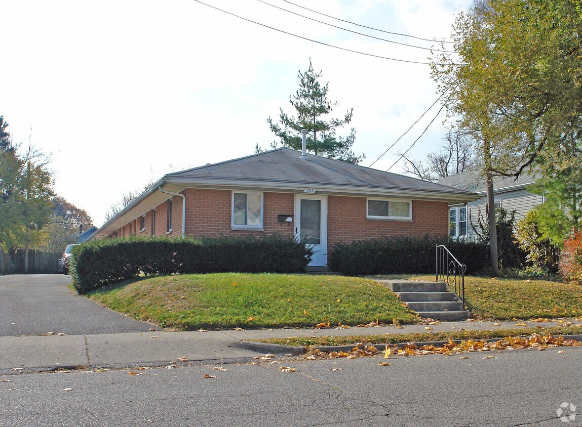 Foto principal - 722 Morse Ave