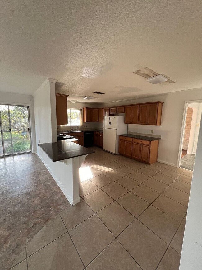 Building Photo - Home for Lease