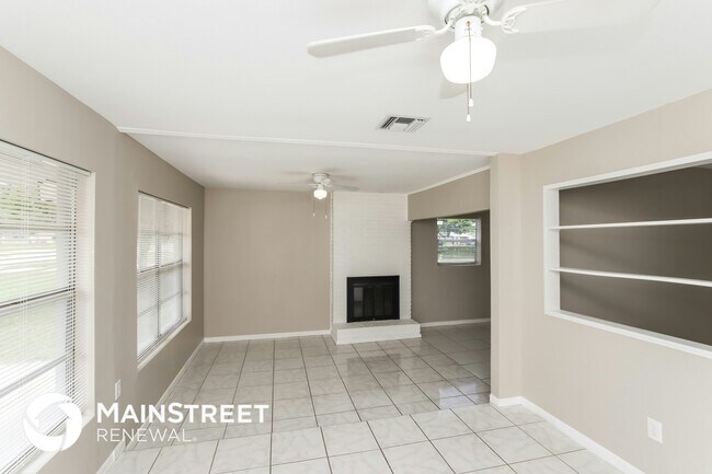 Foto del edificio - 4395 Sherwood Blvd