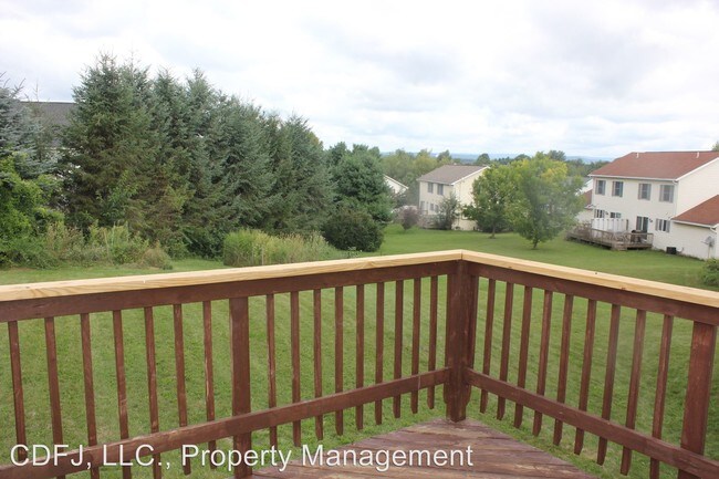 Foto del edificio - 3182 Shellers Bnd