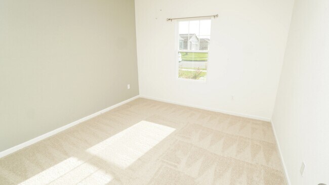 Building Photo - 16119 Florets Dr