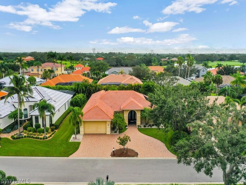 Primary Photo - 10861 Pond Ridge Dr