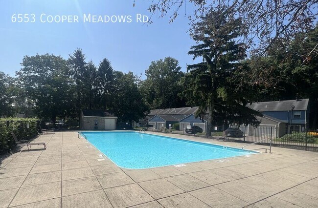 Foto del edificio - 6553 Cooper Meadows Rd