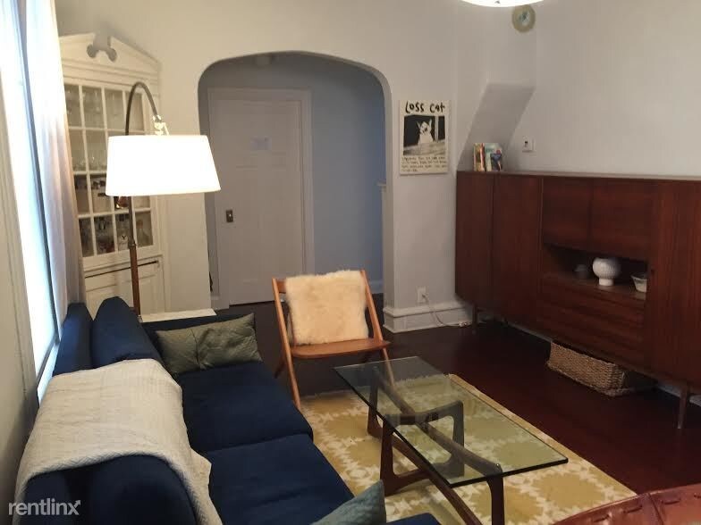 Foto principal - 2924 W Lyndale St