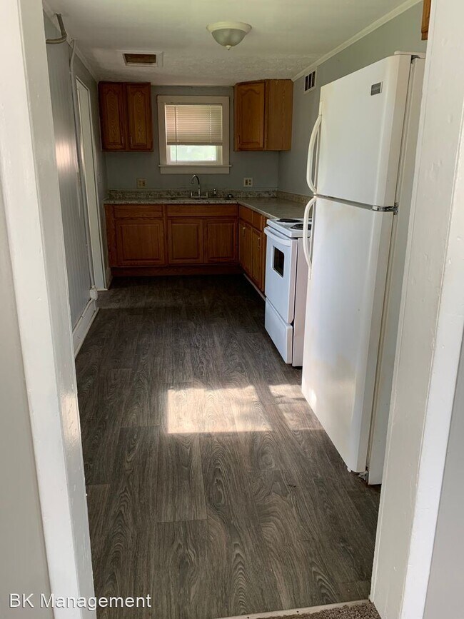 Building Photo - 1 br, 1 bath House - 709 Covington St