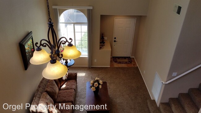 Building Photo - 4 br, 2.5 bath House - 156 River Rock Court