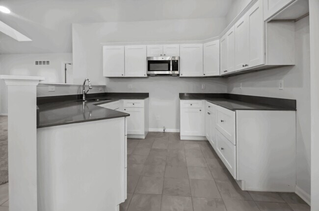 Foto del edificio - 3103 W 82nd Pl