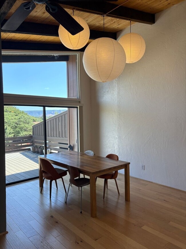 Foto del edificio - Unfurnished, 1-Year Long-Term Rental