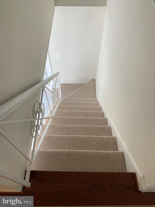 Foto del edificio - 5626 Dover Ct