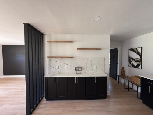 Foto del edificio - 2915 Reynolds Park Rd