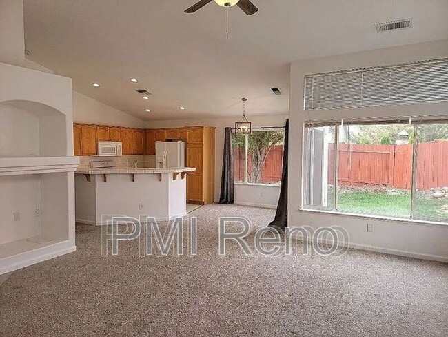 Building Photo - 145 Wintercrest Dr