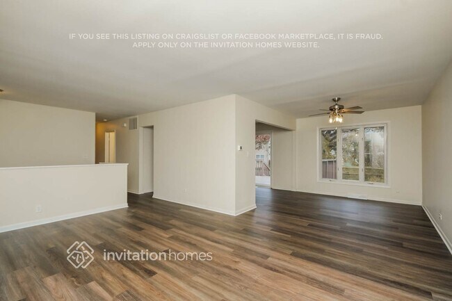 Foto del edificio - 714 N Pinecrest Rd