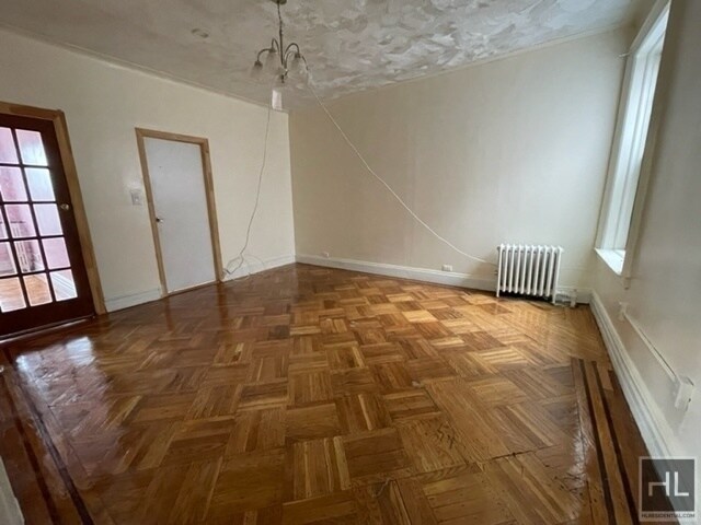 Building Photo - Amazing Spacious 4 Bedroom Home In East Fl...