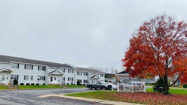 Building Photo - 129 MT Path