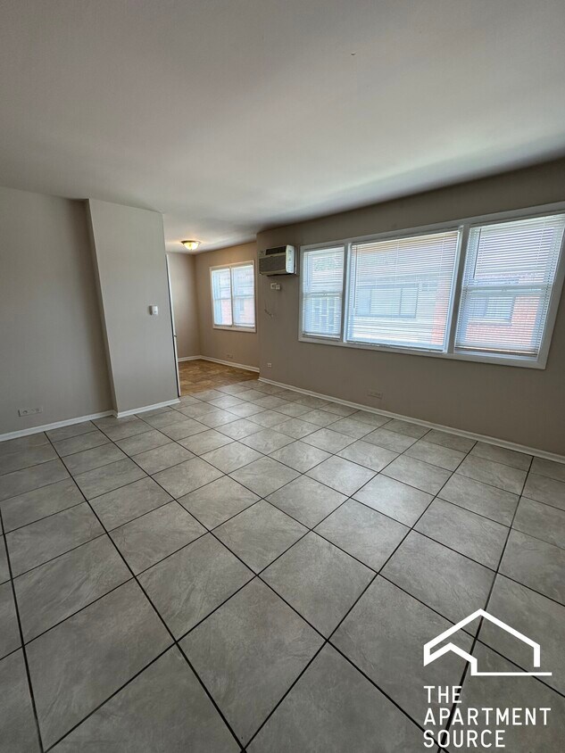 Photo - 9612 Ivanhoe Ave. Unit 2