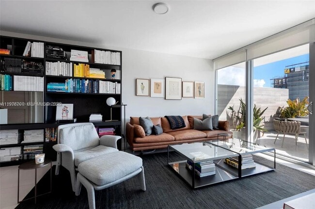 Foto del edificio - 1201 20th St