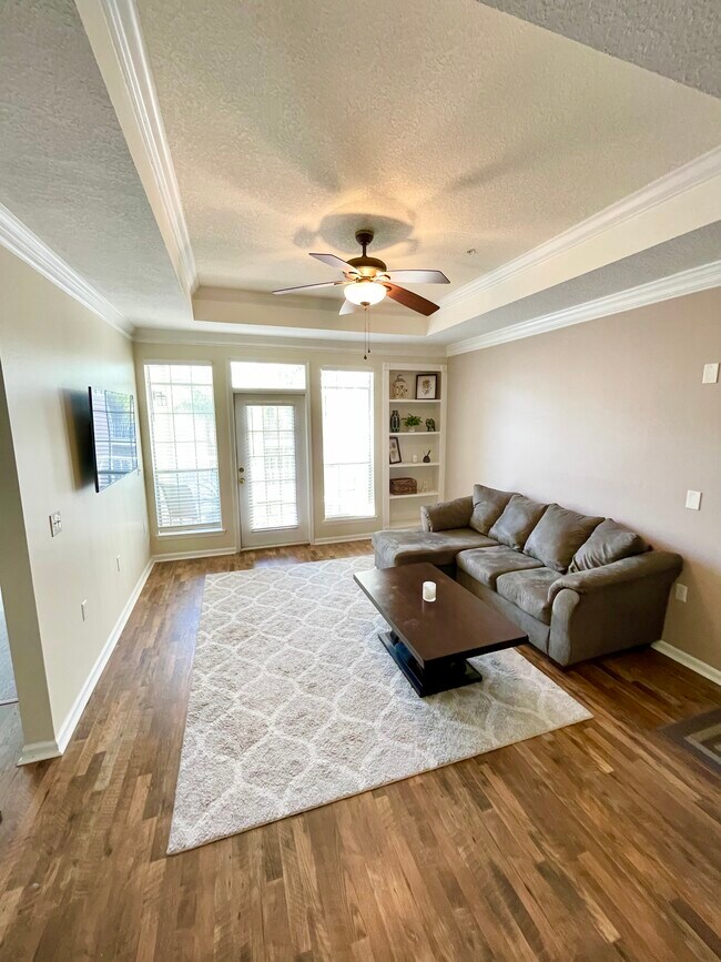 Foto del edificio - 3304 Bay Club Cir